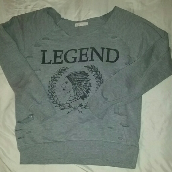 Distressed long-sleeved top - Picture 2 of 4